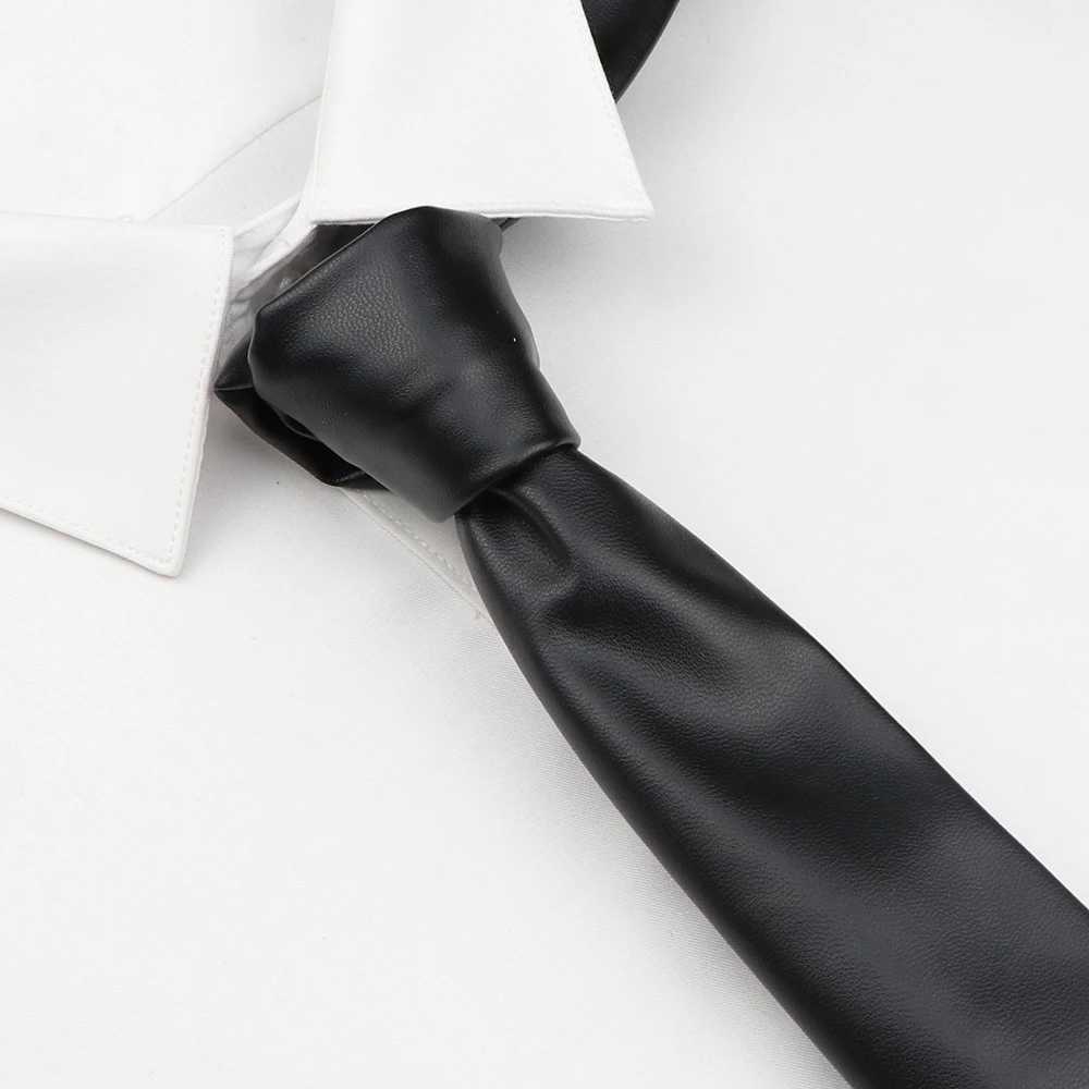 Mens New Novelty PU Leather Ties Casual Solid Colorful Red Black Blue Pink PU Neckties Necktie Wedding Busin Suit Shirt TieX241111
