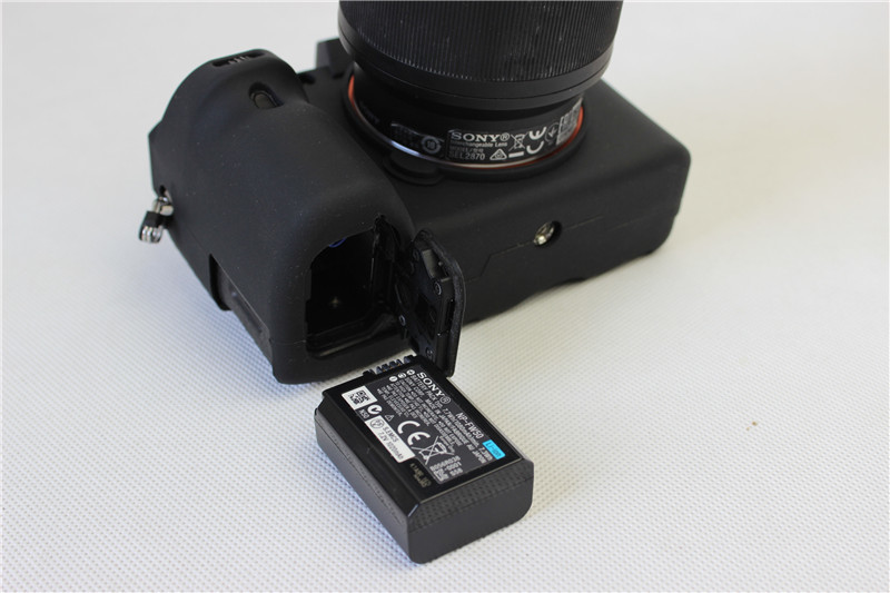 Soft Silicone case Rubber Protective Body Cover Case Skin for Sony A7 II A7II A7R Mark 2 A7R2 ILCE-7M2 Camera Bag