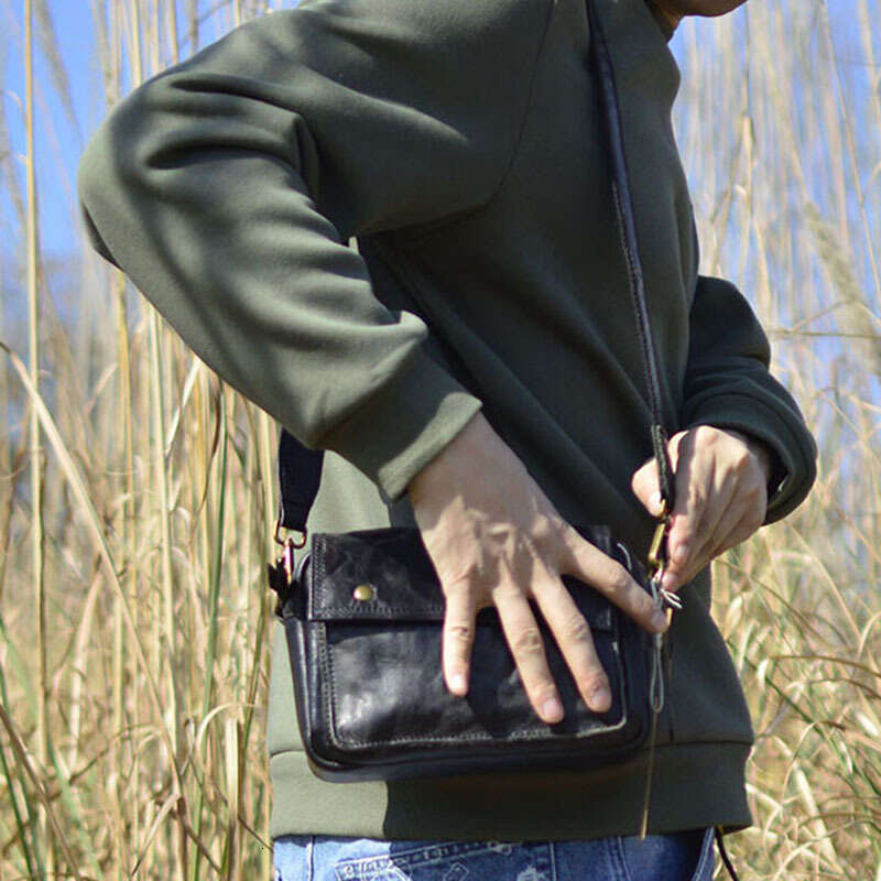 Men's Leather One-Shoulder Oblique Span Baotou Layer Cowhide Handmade Retro Small Backpack Japanese And South Korean Chest