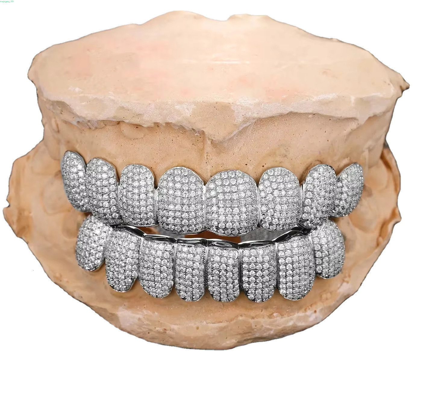 Direct Factory Supply Brilliant Cut VVS Moissanite Dia Grillz Teeth Sterg Sier Fashion Body Jewelry Export solid