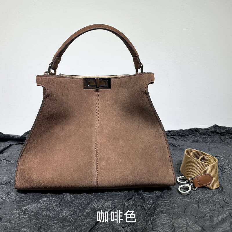 New kitten handbag commuting women's shoulder tote bag large capacity suede leather