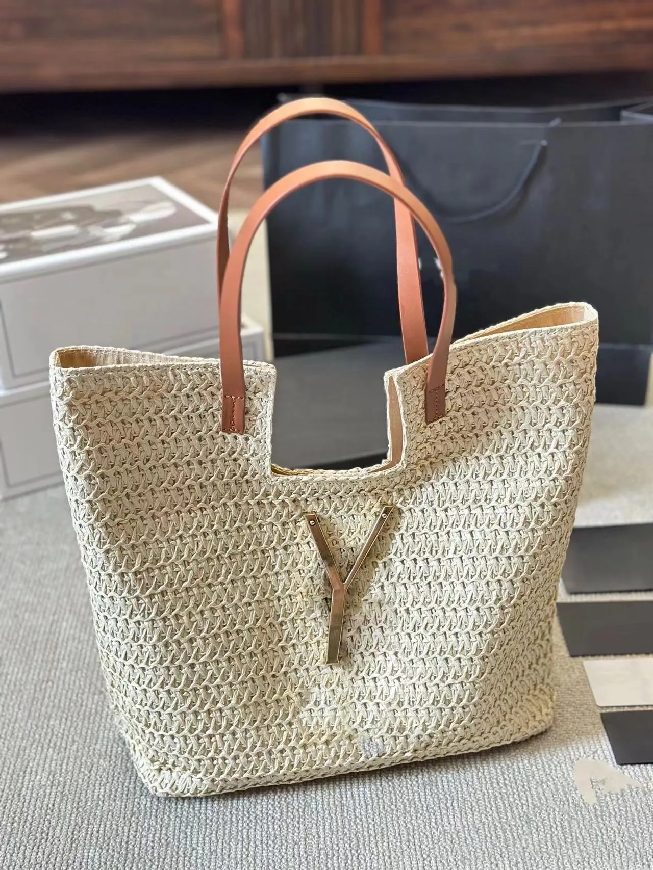 Designer Bag Fashion Raffias Straw Shoulder Bags Luxury Handbag Women Large Icare Maxi Beach Bag 3 Color Luxuries Top Quality Genuine Leather Tote With Metal Letter