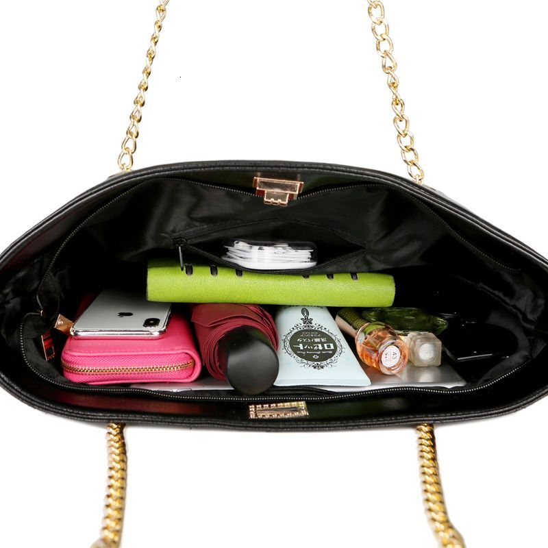 New Versatile Chain Carrying Large Capacity Single Shoulder Designer Tote Bag 250324