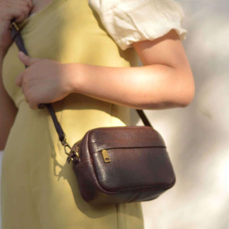 Leather Art Women's Handmade Top Layer Cowhide Vintage Vegetable Tanned Leather Small Square Crossbody Bag Mobile