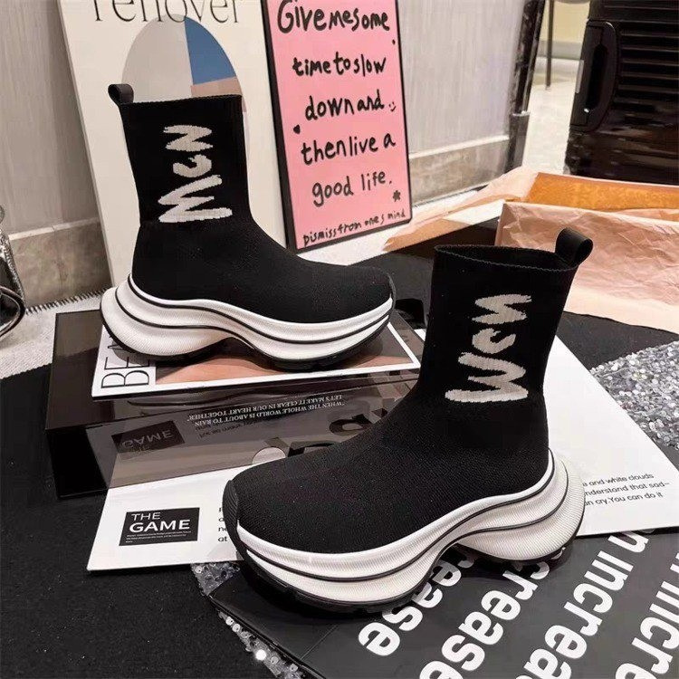 2025 women summer match flat sports sandals platform new release running shoes travel outdoor classic white casual shoe b8db