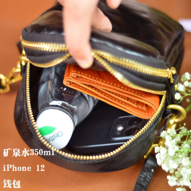 Handmade Cowhide Crossbody Bag Ladies Multi-Layer Mini Vertical Retro Simple Fashion Single Shoulder Casual Mobile Phone B
