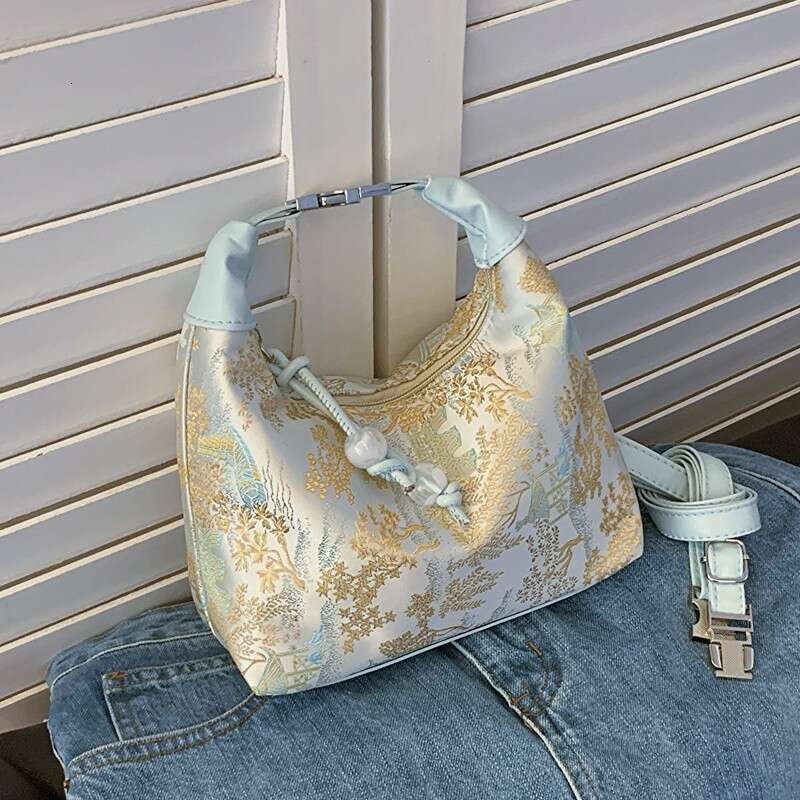 Handheld new Chinese style underarm for women's 2024 summer embroidery, niche high-end feeling, single shoulder crossbody bag
