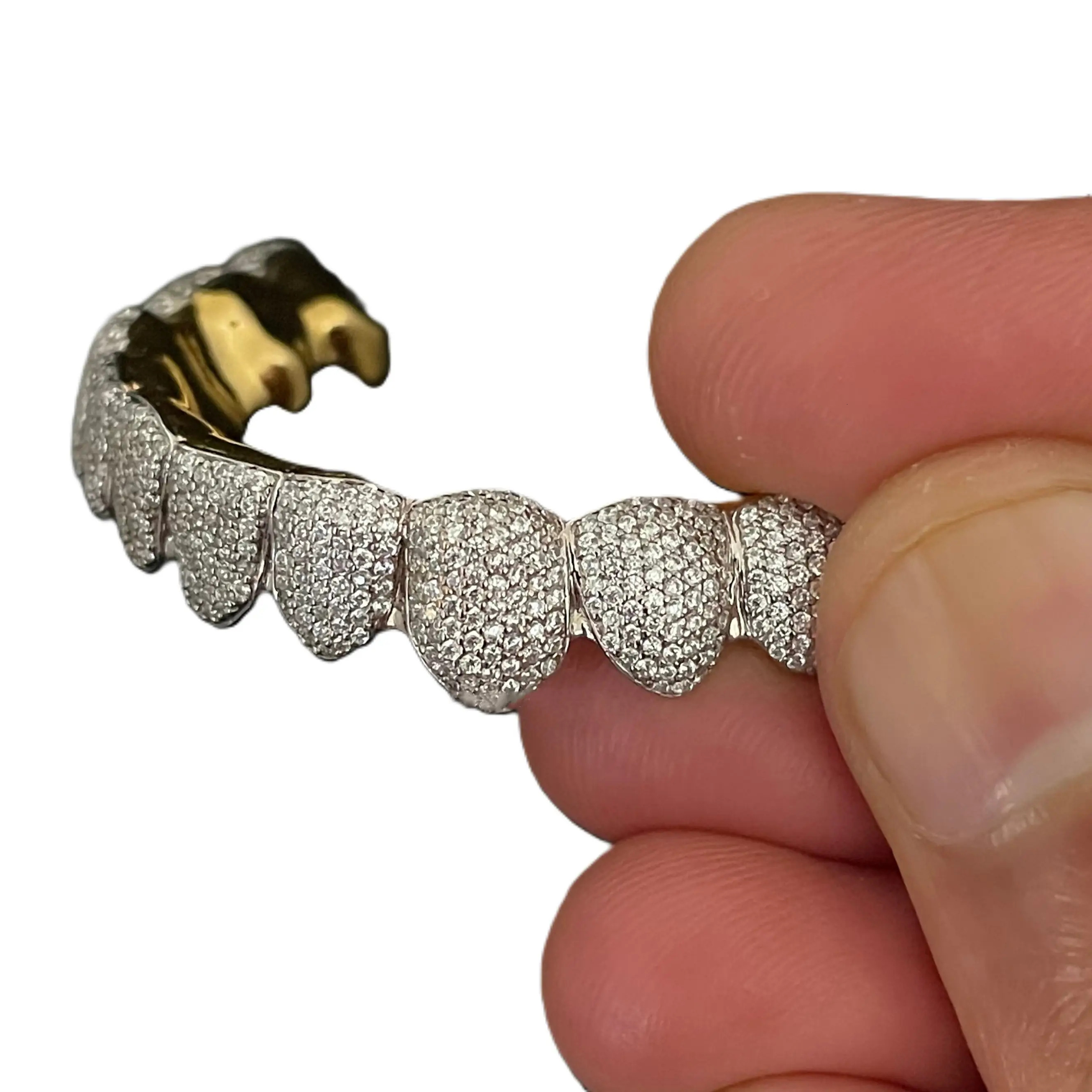 Top Quality 10k Gold Grill with Fancy Style vvs Moissanite Dia Out Teeth Grillz for Men solid