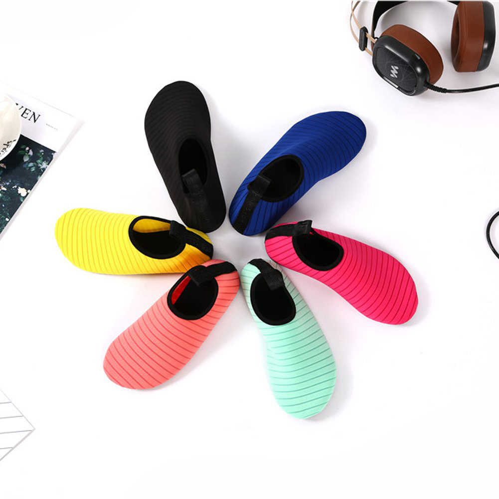 Quick-drying Aqua Shoes Water Shoes For Men Women Beach Barefoot Sneaker Summer Swimming Shoes Light-Wight Sandrals New Hot-Sale