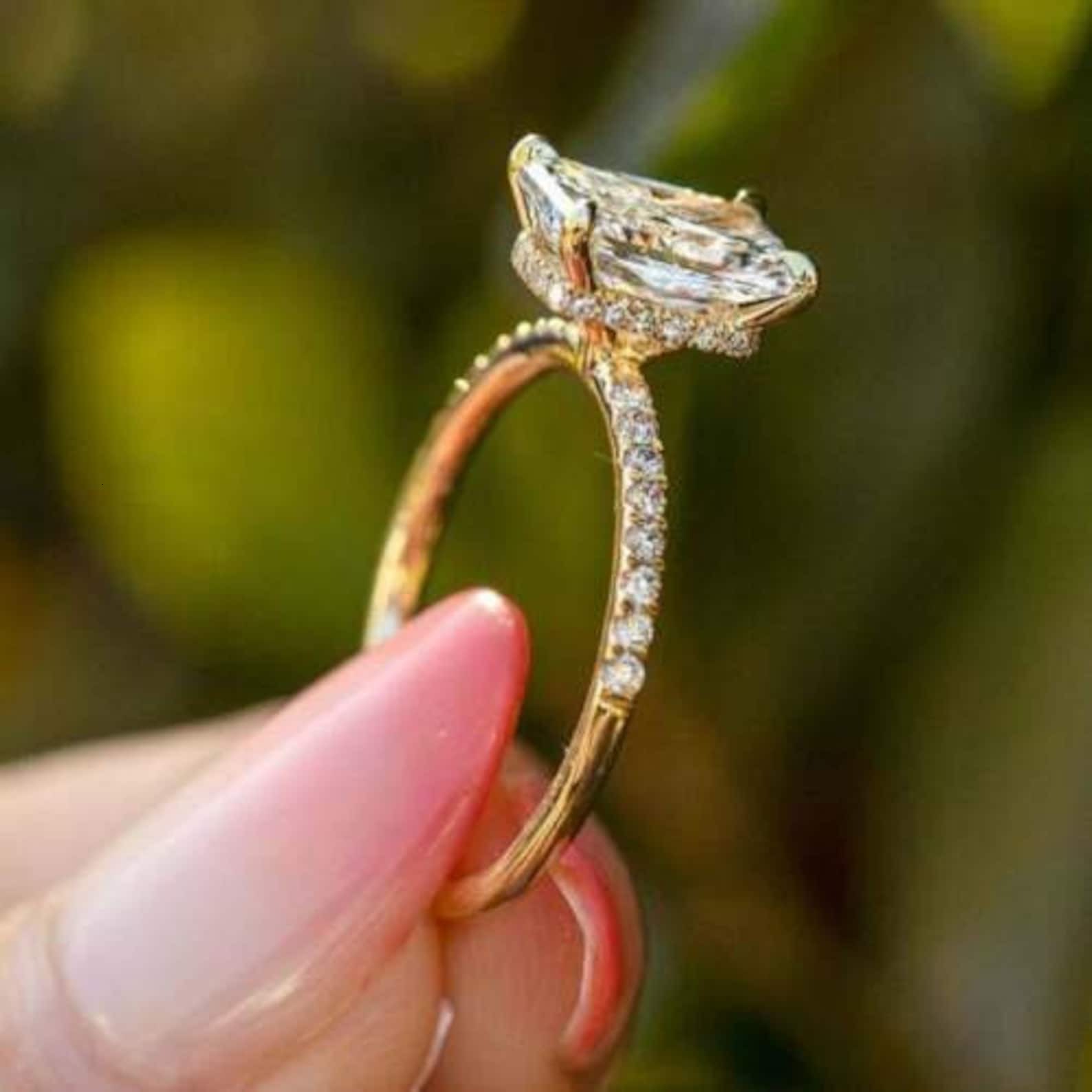 9.00X7.00 MM Radiant Cut Moissanite Hidden Halo Promise Engagement Ring Sterg Sier Minimalist Women's White 2 Pcs gorgeous