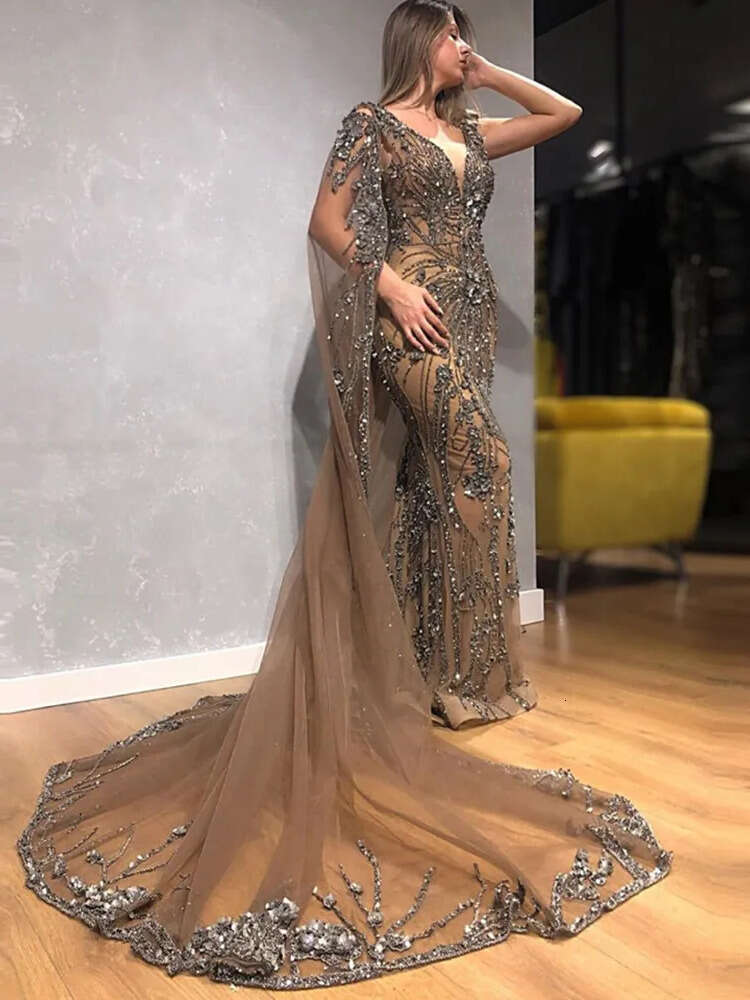 2024 Crystal Mermaid Lace Tulle Beads Evening Dresses with Cape Beaded Champagne Long Prom Gowns Modest Party Dress