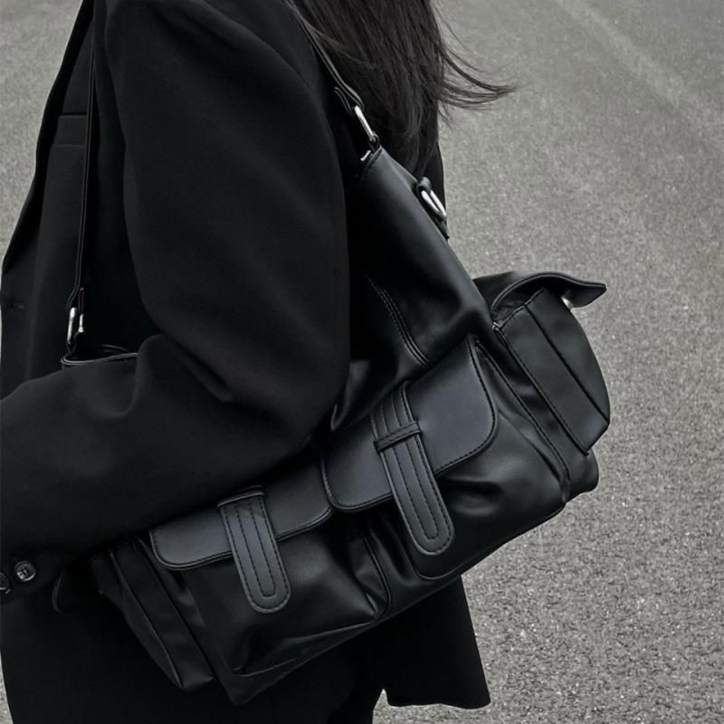 HAEX Punk Women Tote Bags 2023 New Design Individuality Large Capacity Vintage PU Crossbody Shoulder Hobos Bags Bolso Mujer