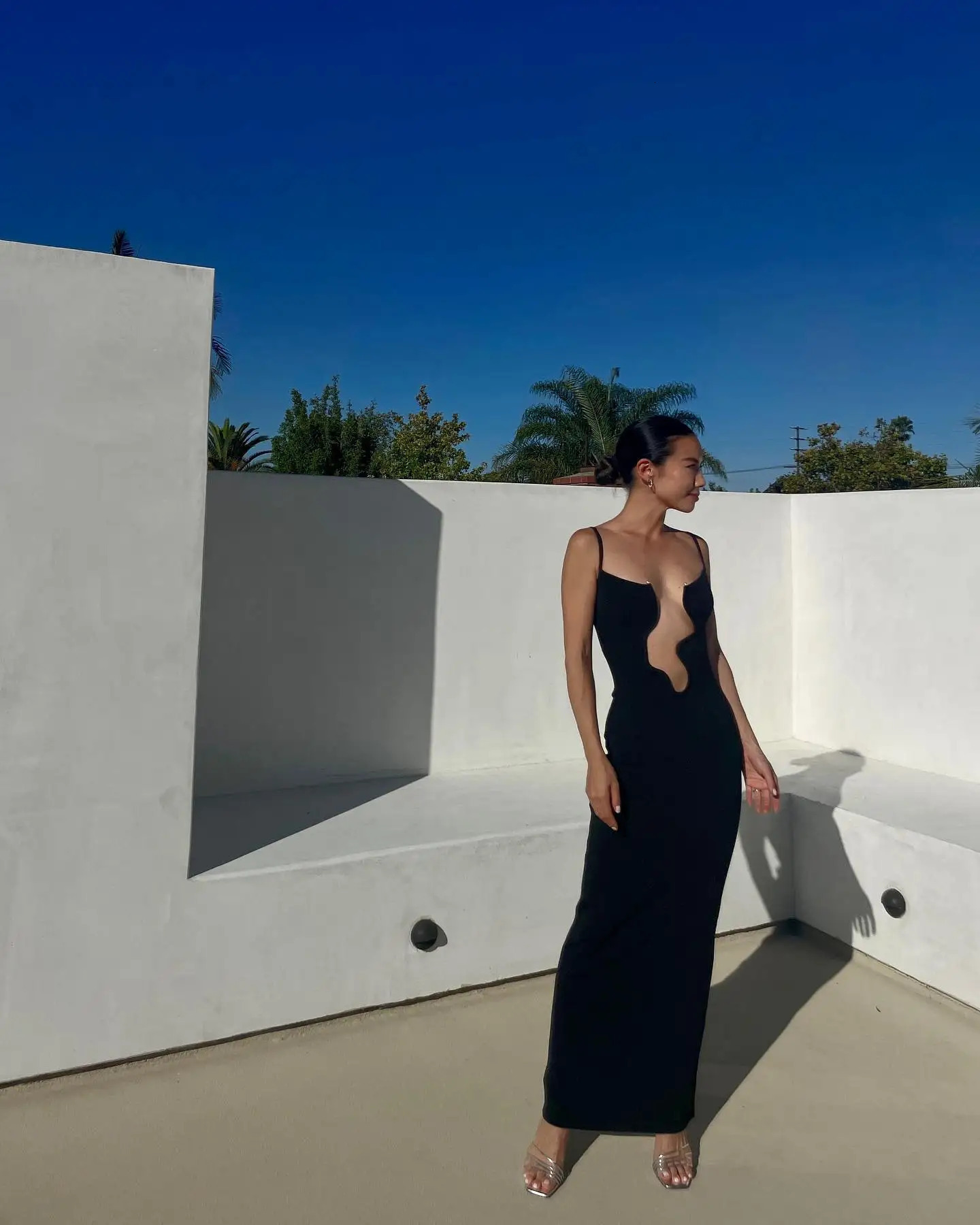 Sexy Irregular Deep V Neck Maxi Dress Women Fashion Solid Sleeve Wavy Edge Vestidos Summer Chic Ladies Beach Holiday Dresses 240407