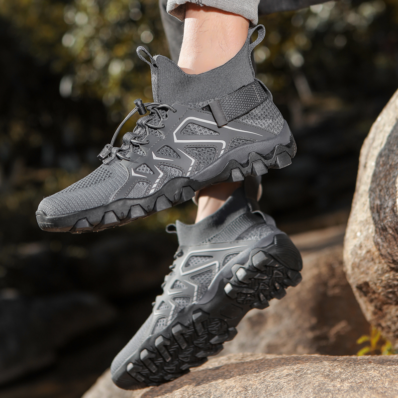 Trekking High-quality Men Hiking Shoes New Women Comfortable Breathable Outdoor Sock Camping Tourism Sneakers Size 36-46 2748