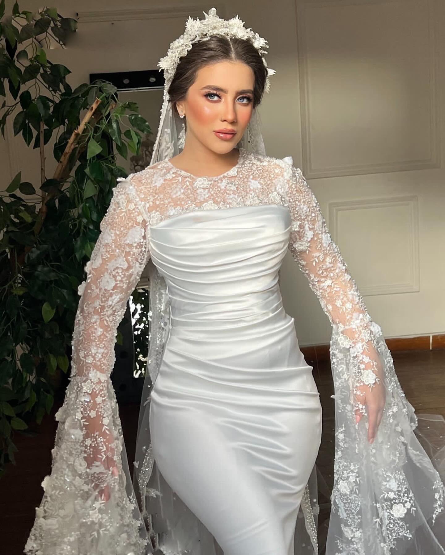 Vintage Lace Sleeve Mermaid Wedding Dresses Beaded Satin with Detachable Train Bridal Dress Ruched 3D Flroal Appliques mariage for Bride