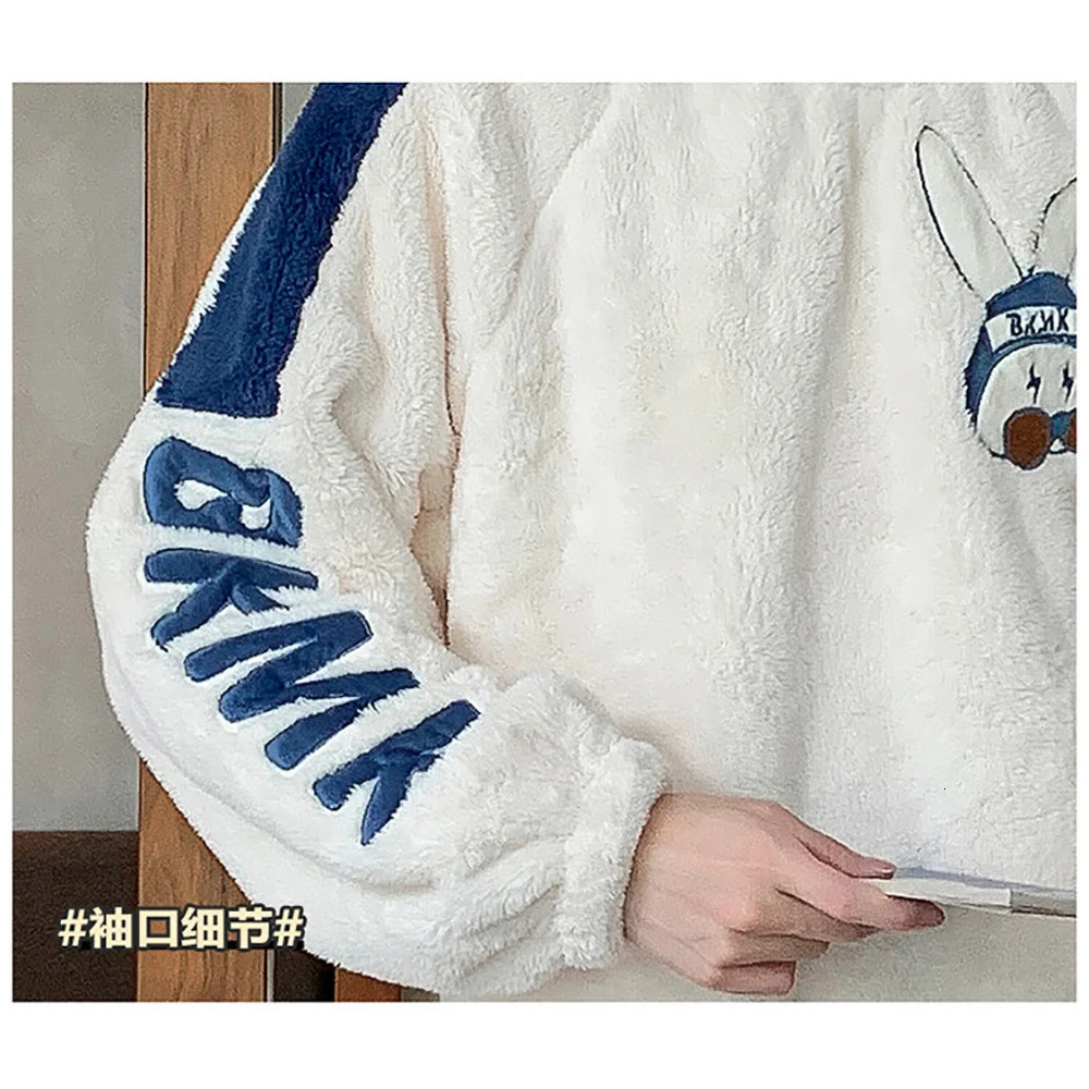 Fashion Cartoon Winter Men O Neck Sleepwear For Sleeping Thicken Plush Flannel Warm Pamas Set Comfortable Soft Pyjamas Homme 241111 B3