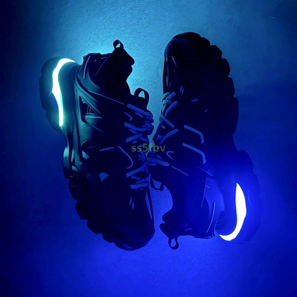 Luxury Track Led 3 3.0 Designer Shoes Led Tracks Mens Shoes Casual Shoes Platform Trainer Sneakers Men Women Trainers Mens Paris Lace up Phantom