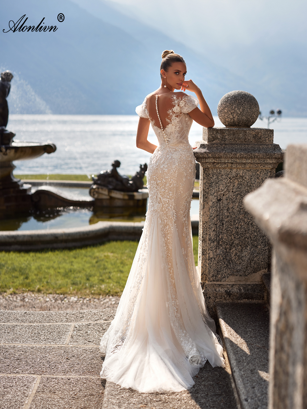 Elegance Lace 2 In 1 Mermaid Wedding Dress Stunning Beading Appliques Lace With Removable Silky Tulle Train Illusion V-Neck Shoort Sleeves Trumpet Bri