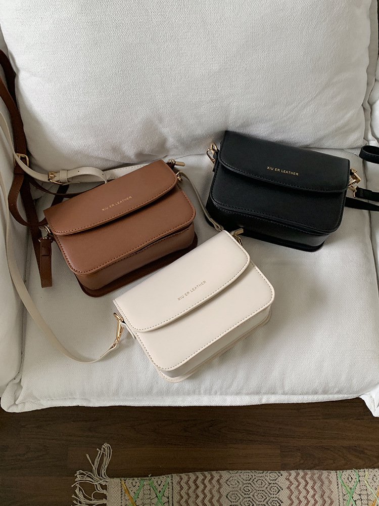 Ladies' high-end crossbody 2024 new women's versatile small square niche design commuting shoulder bag