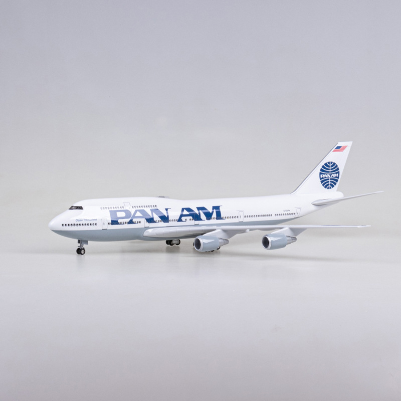 1/150 Scale 47cm Airplane 747 B747 Aircraft PAN AM Airline Model W Light and Wheel Diecast Resin Plane For Collection