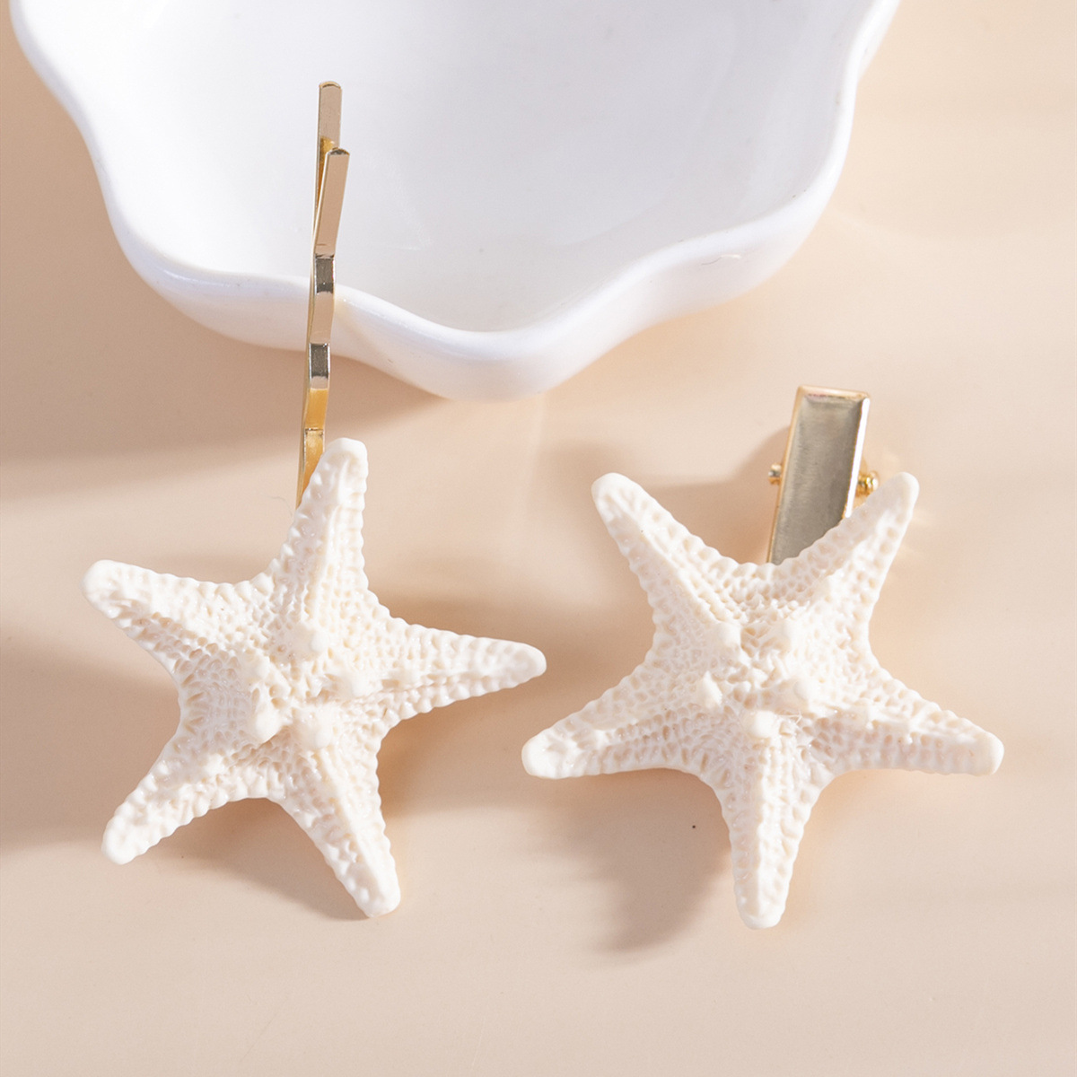 2 Pcs Starfish Hair Clips Natural Beach Sea Star Hair Pins for Women and Girls Cute Hair Barrettes Mermaid Headpiece Accessories