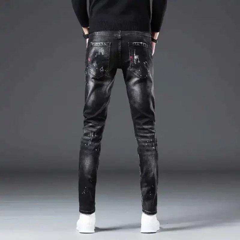 Mens jeans torn and broken Trouser with printed mens jeans tight fitting tube Grunge Y2k hole tight fitting patch suitable for tearing Xs 241108