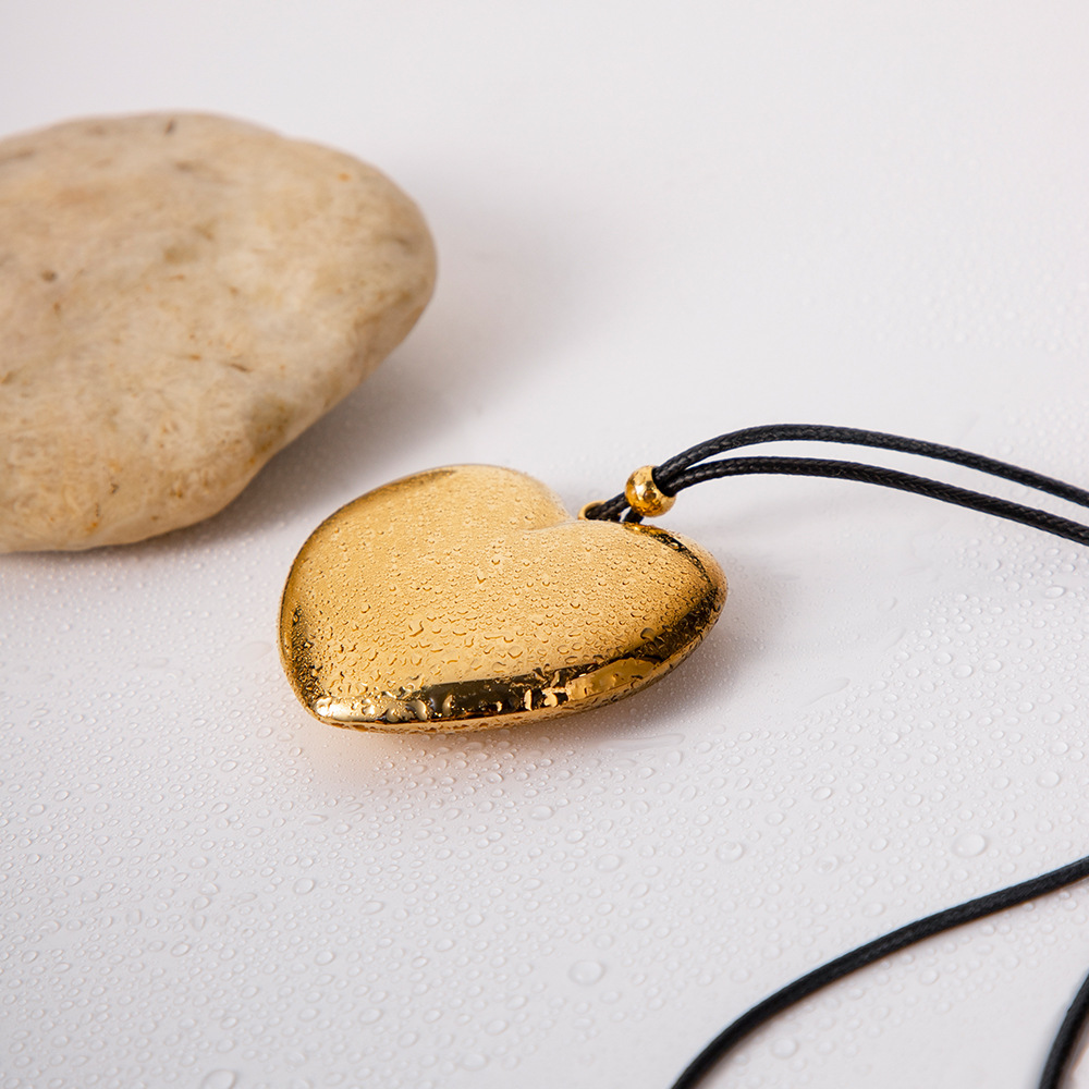 INS Minimalist Fashion 18k Gold Plated Stainless Steel Necklace Minimalist Rope Chain Big Heart Pendant Necklace Neckchain Jewelry for Women