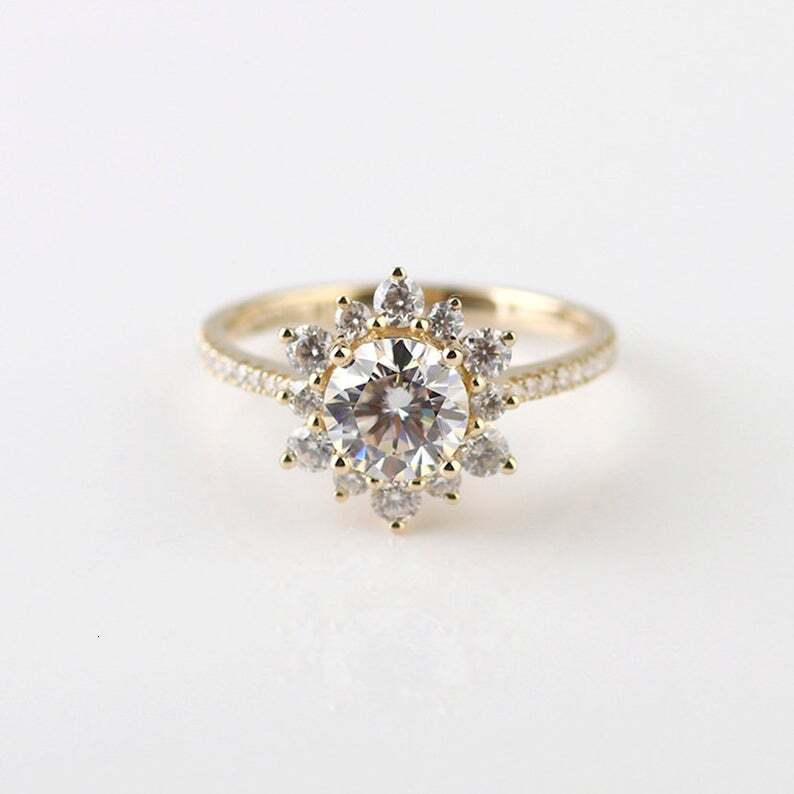 Unique Moissanite Vintage Yellow Gold Engagement Ring Halo wer Dia Half Eternity For Wedding Women gorgeous