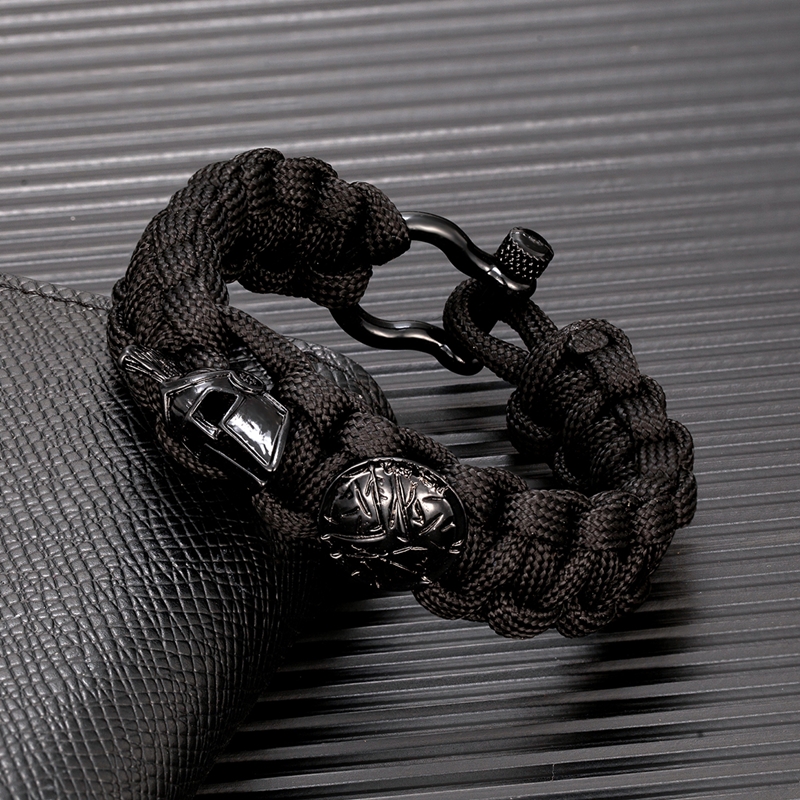 Creative Design Spartan Warrior Helmet Horseshoe Buckle Survival Vikings Accessories Handmade Paracord Bracelet