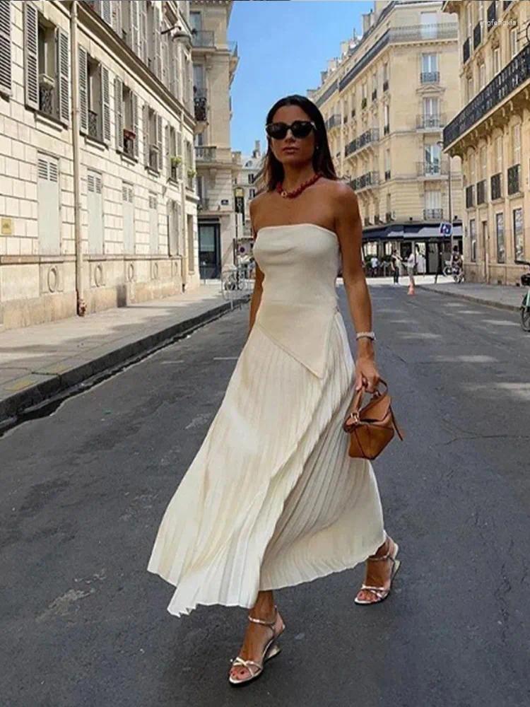 Strapless Tank Top Pleated Skirt Suit: Sexy 2-Piece 2024 Summer Women's Outfit Set