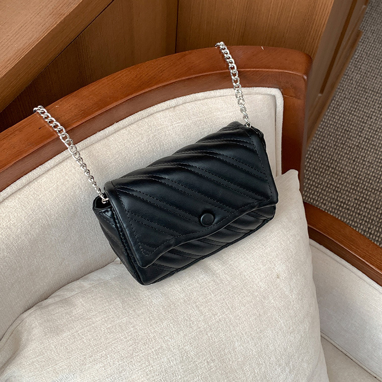 2024 new crossbody niche high-end chain Designer Bag versatile mini shoulder bag for women