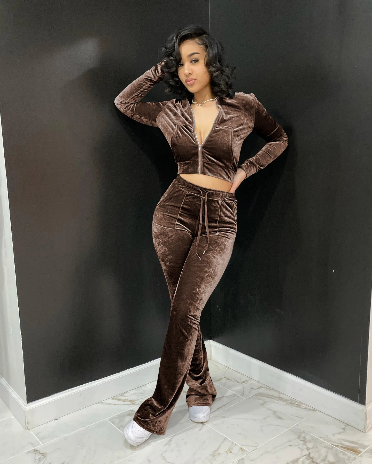 Autumn Winter Velvet Outfit Sexy Women Two Piece Matching Set High Street Casual Tracksuit Hooded TopFlare Pants 241111