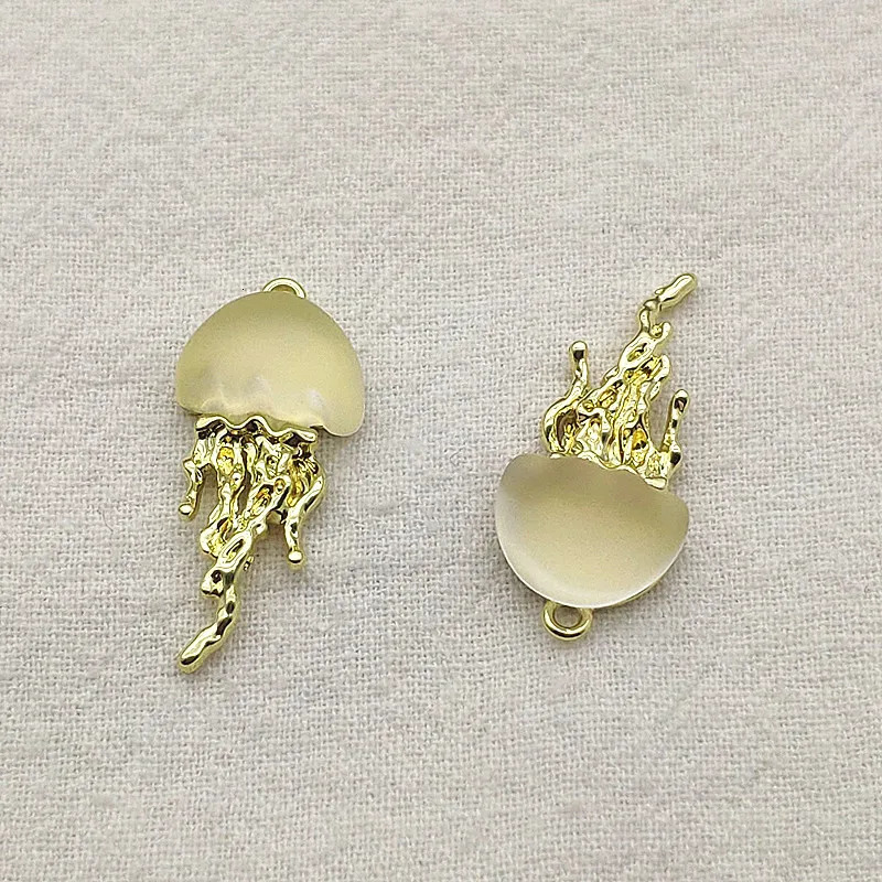 incoming 27mm 100 pieces of zinc alloy jellyfish shaped charm used for handmade necklace/earring DIY parts jewelry discovery and components 241108