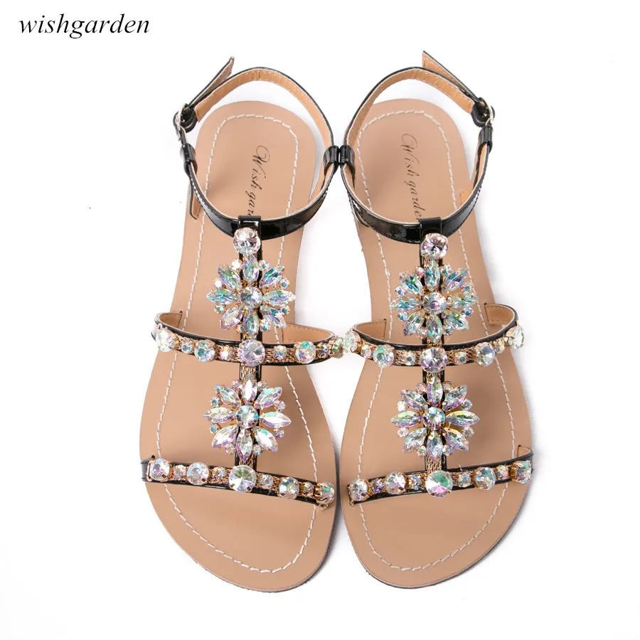 Summer Women's Peep Toe Bohemia Sandals Female Diamond Flat Shoes Lady Casual Beach Rhinestone Shining Slippers Plus Size 240401