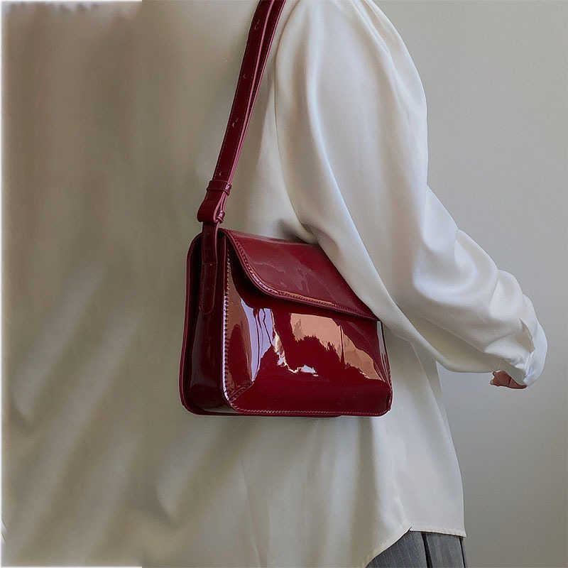 Underarm Bag Women Autumn Winter Red Lacquer Leather Handheld Shoulder Bag Crossbody Bag Women Bags 241115