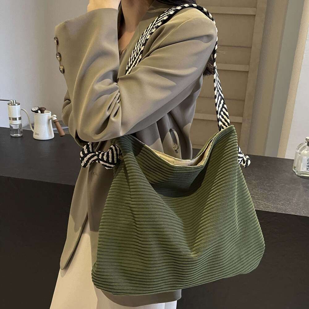 Fashion Elegant Corduroy Shoulder Bag with Wide Strap Magnetic Closure, Solid Color, Fashionable Casual Handbag for Women - Available in Green, Yellow