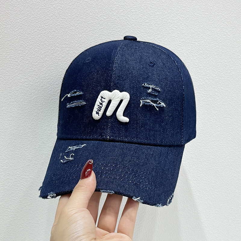 Free shipping New Designer Baseball caps hat Men Women fitted hats Luxury embroidered baseball cap Sun Hats Adjustable cap M-9