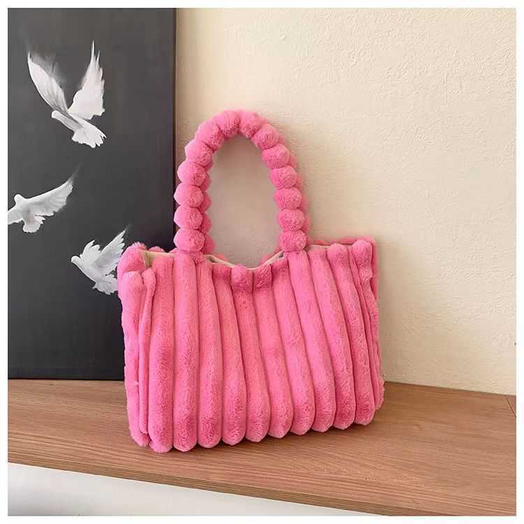 Winter Plush Tote Bag Korean Edition Fashionable Western Style Large Capacity Bag Women's Simple Leisure Shoulder Bag