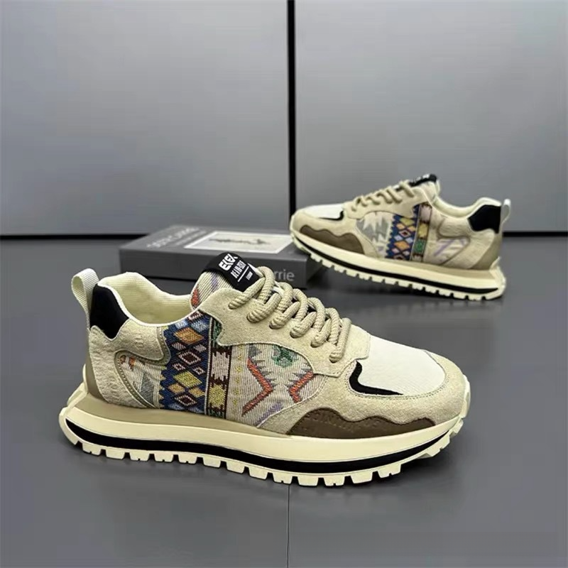 2025 Little White Casual Sneakers Men's Spring New Trend Mesh Running Couple Versatile Board Shoes