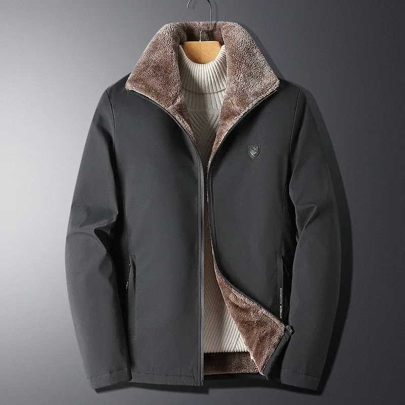 Winter outdoor Parka mens jacket thick plush sheepskin warm windproof bomber jacket mens casual wool jacket W241111