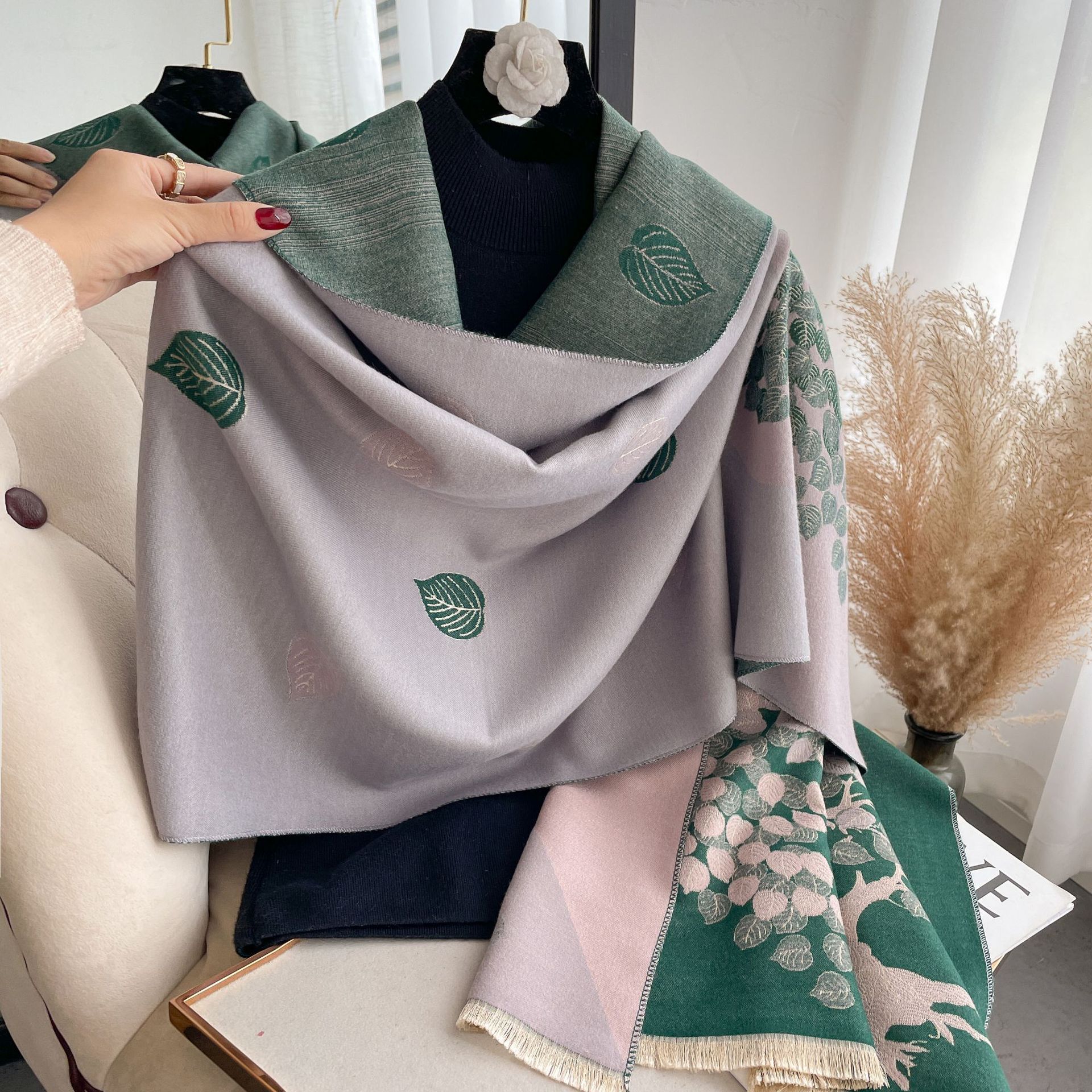 Women's Autumn and Winter New Shawl Style Imitation Cashmere Double Sided Two Color Thickened Windproof Scarf