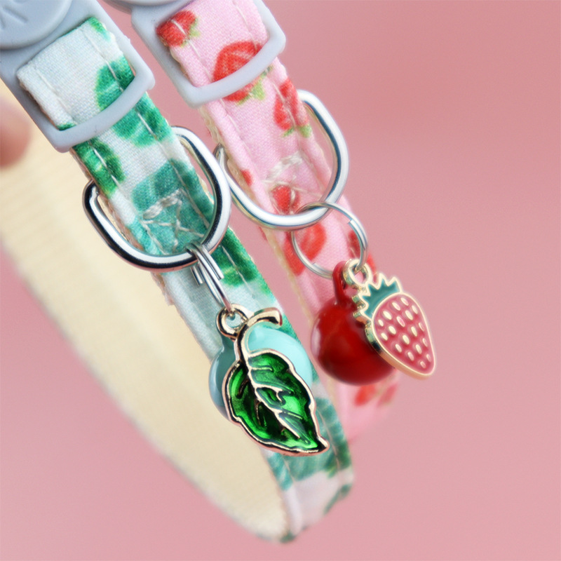 Cat Collar Adjustable Printed Pet Collar with Bell Strawberry and Green Leaf Leash D Ring for Kittens & Puppies Pet Accessories