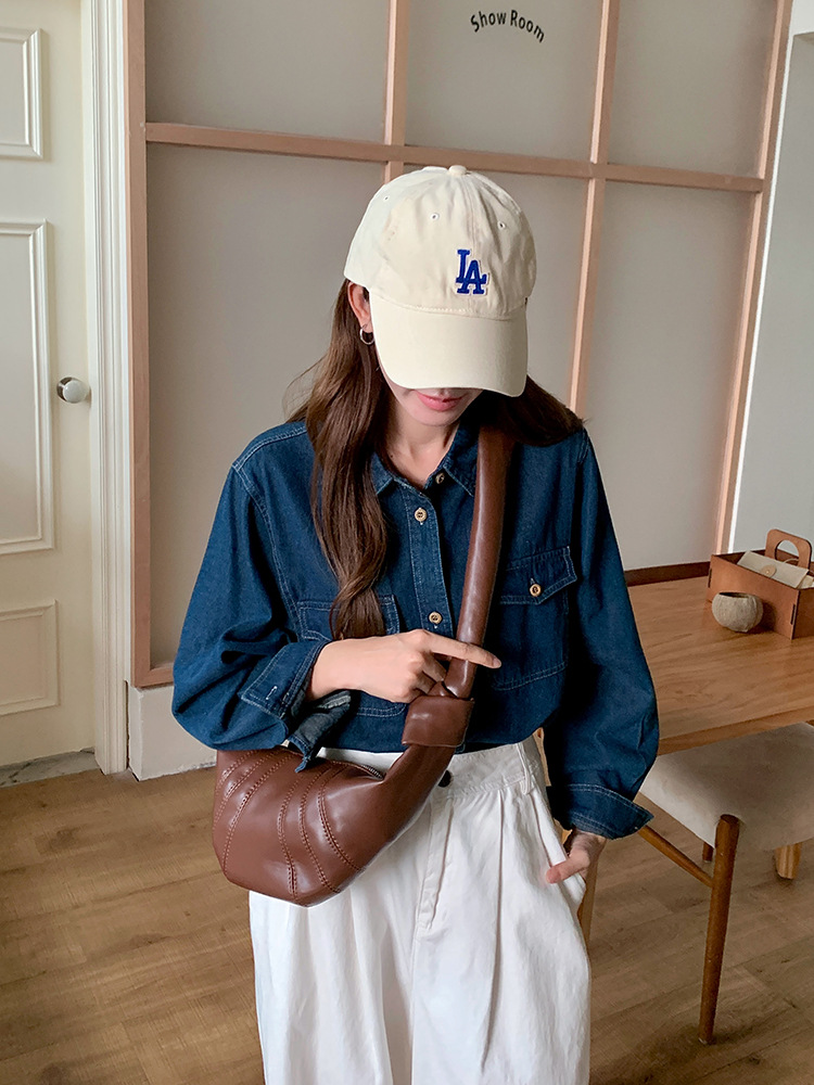 2025 Designer new autumn 2024 3 women's versatile crossbody with and niche design shoulder bag