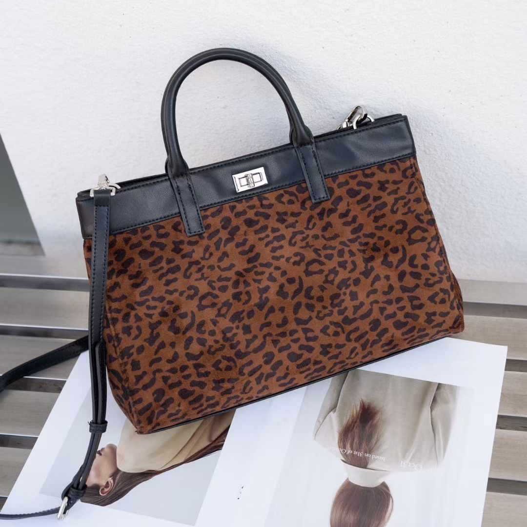 Patchwork Genuine Handbag Women Real Cow Leather Tote Fashion Ladies Shoulder Or Crossbody Bag Genuine Leather Zipper Style BagVoyage