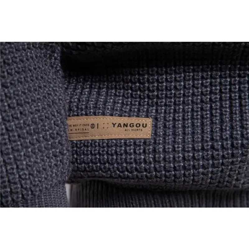 Winter Knitted Sweater Mens Round Neck Solid Color Fashionable Sweaters Thick Style Clothes 241111