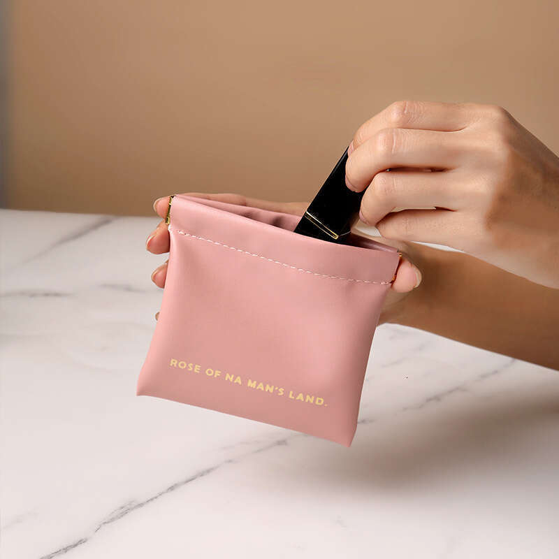 Fragment with automatic closure, wired earphone storage bag, PU zero wallet, mini portable lipstick and makeup bag