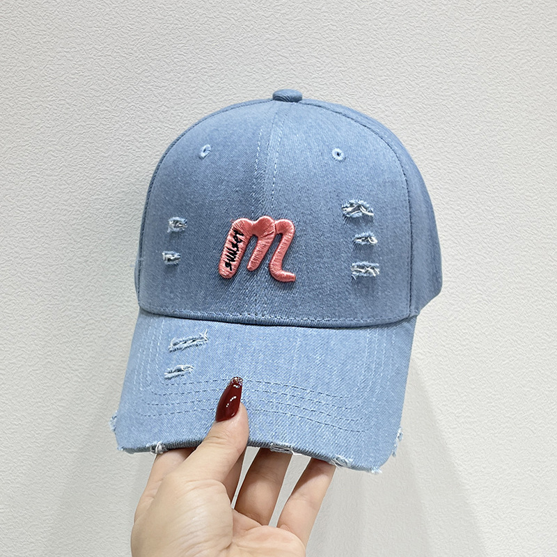 Free shipping New Designer Baseball caps hat Men Women fitted hats Luxury embroidered baseball cap Sun Hats Adjustable cap M-4