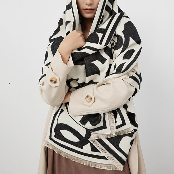 High quality fashion design,Women's autumn and winter outside with shawl warm fashion neck