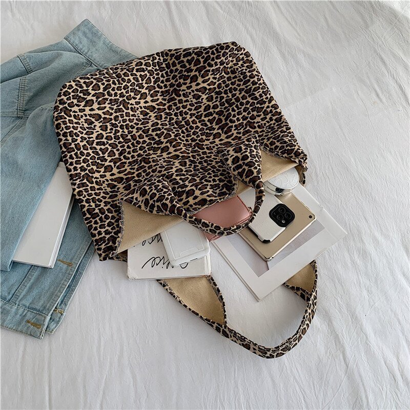 College students commuting to class, large capacity tote for women 2024 new lazy style leopard print canvas shoulder bag