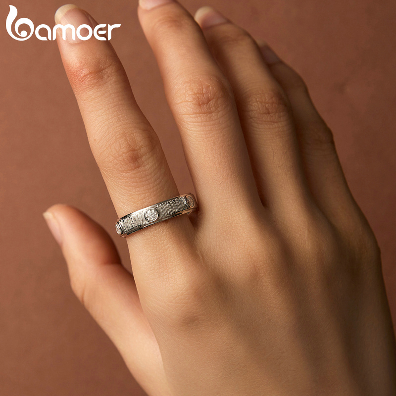 Bamoer 925 Sterling Silver Eternity Love Moissanite Men Ring Engagement Wedding Band for Men Platinum Plated Fine Jewelry MSR032